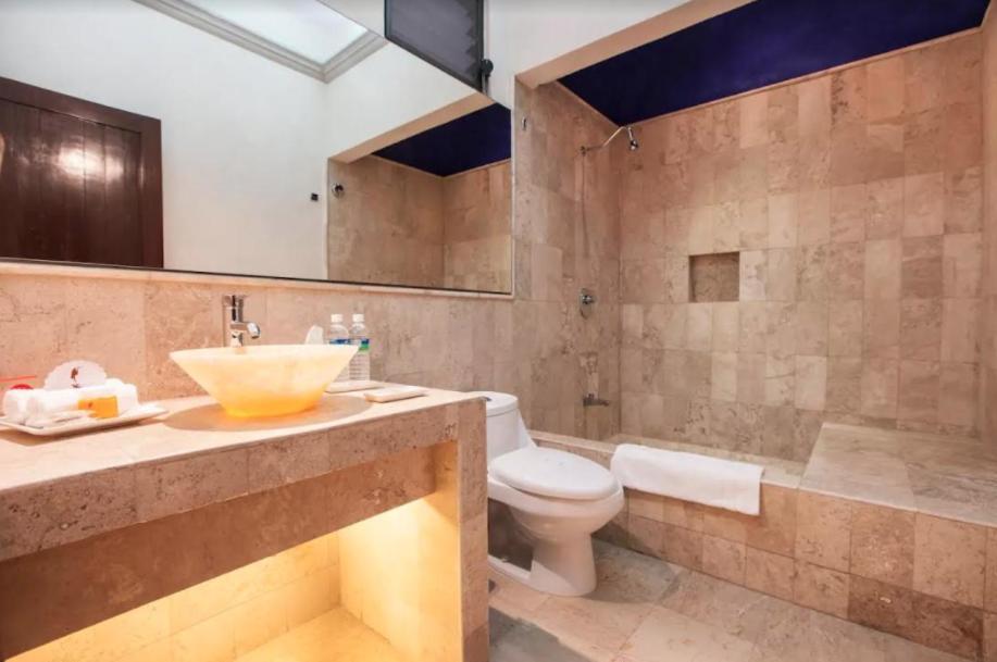 Orchidelirium Casa Hotel & Salud Estetica เควนาวากา ภายนอก รูปภาพ